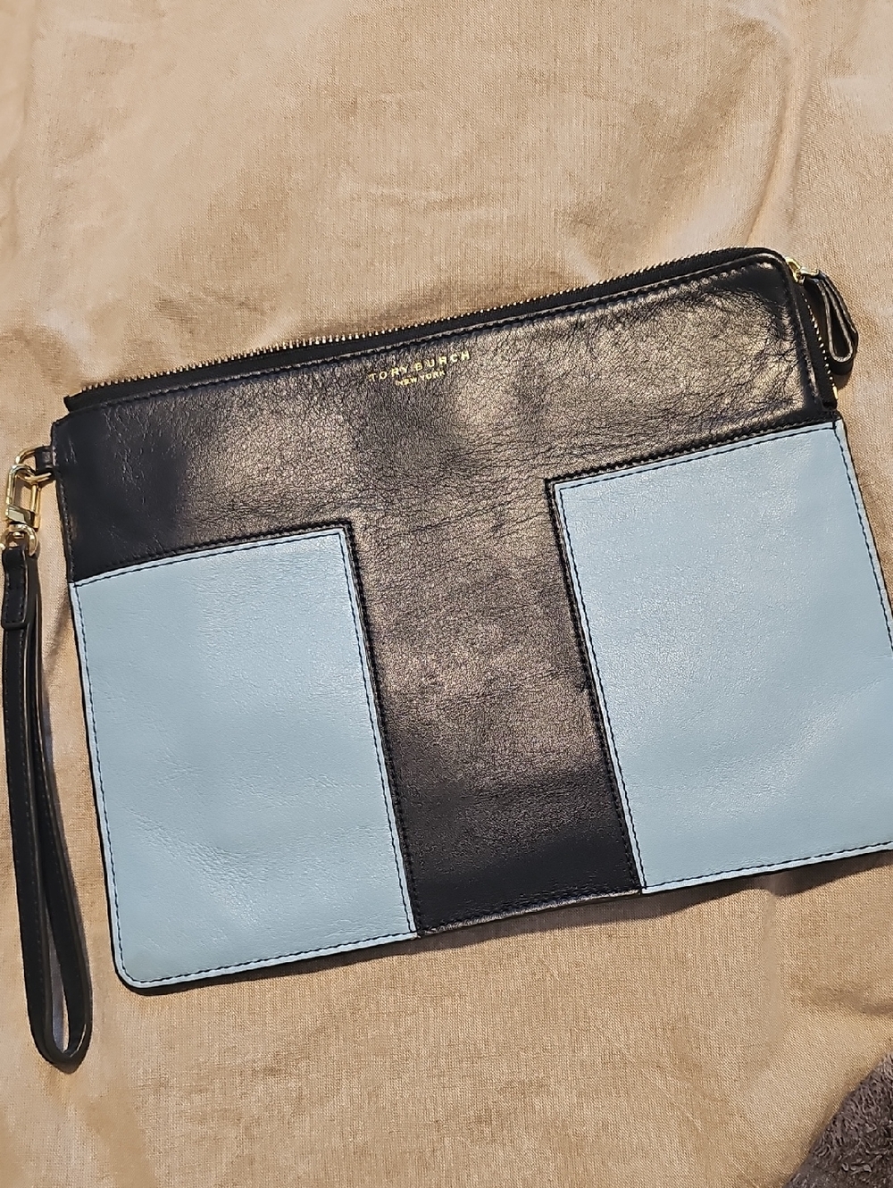 Tory Burch Navy And Sky Blue Wristlet Clutch - Picture 6 of 8